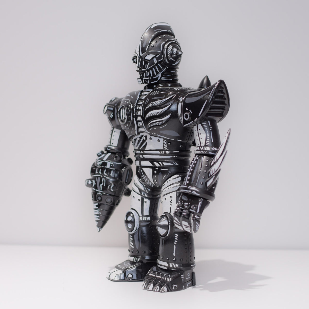 Blunt-Strike Demon B+W