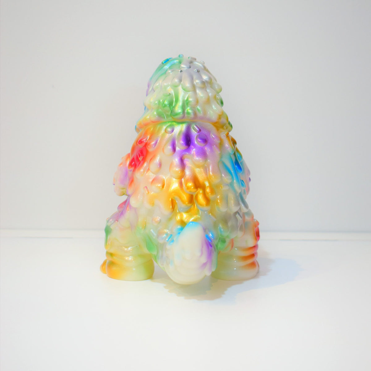 KAWAIJU × GOTO Glow in the Dots ソフビ（背面）